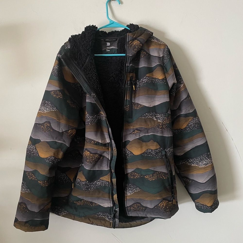 All in Motion Men's Size M Olive Green Camo Soft-Shell Sherpa Jacket